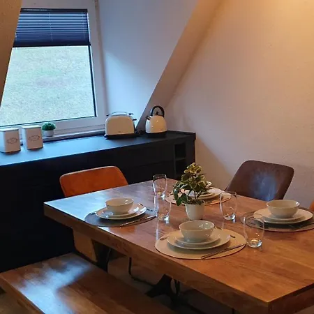 Wohlfuehlapartment - 3 Schlafzimmer - Dachterrasse - Kostenlos Parken