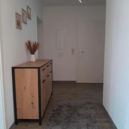 Wohlfuehlapartment - 3 Schlafzimmer - Dachterrasse - Kostenlos Parken