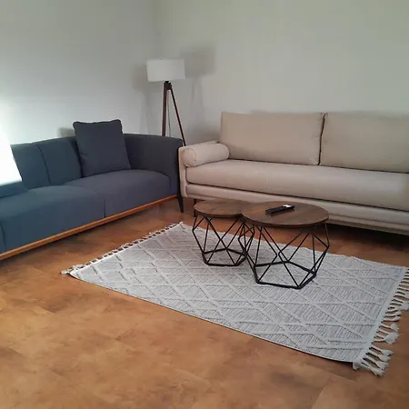 Wohlfuehlapartment - 3 Schlafzimmer - Dachterrasse - Kostenlos Parken