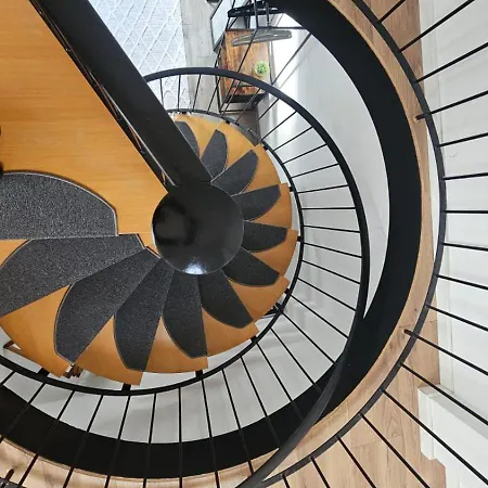 Apartamento Wohlfuehlapartment - 3 Schlafzimmer - Dachterrasse - Kostenlos Parken