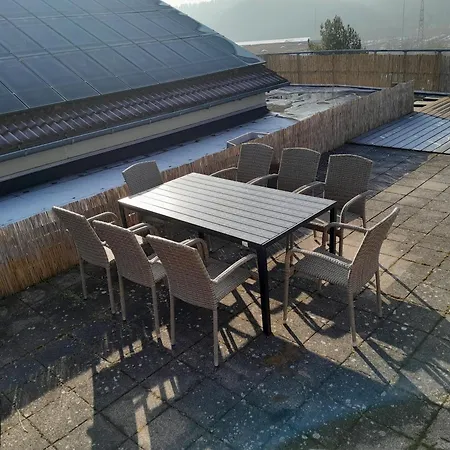 Wohlfuehlapartment - 3 Schlafzimmer - Dachterrasse - Kostenlos Parken Apartment Eisenach