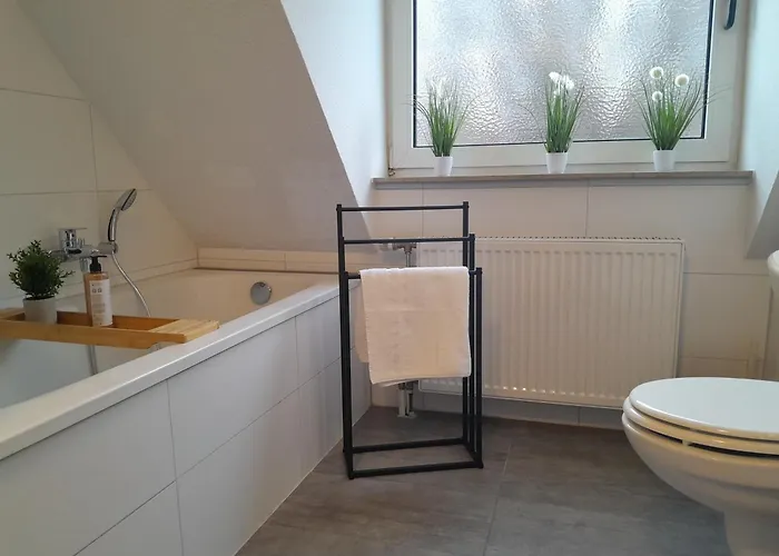 Wohlfuehlapartment - 3 Schlafzimmer - Dachterrasse - Kostenlos Parken * Eisenach