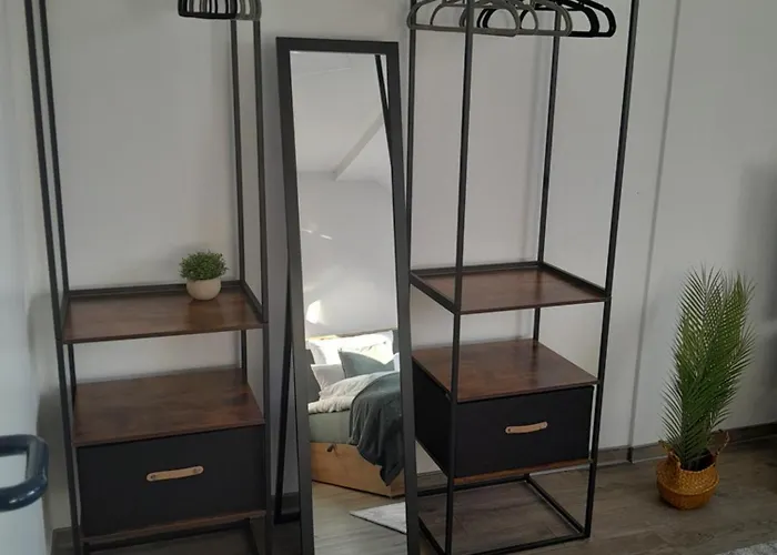 Wohlfuehlapartment - 3 Schlafzimmer - Dachterrasse - Kostenlos Parken Appartement